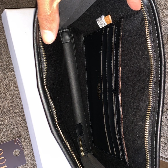 IPad/Tablet Case - Picture 3 of 5